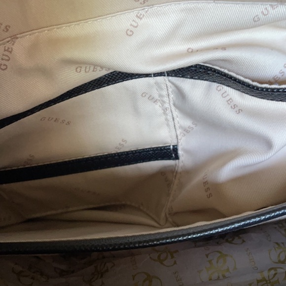 GUESS - Brand new Guess tote handbag in black. Multiple sections with pockets. - Picture 7 of 9